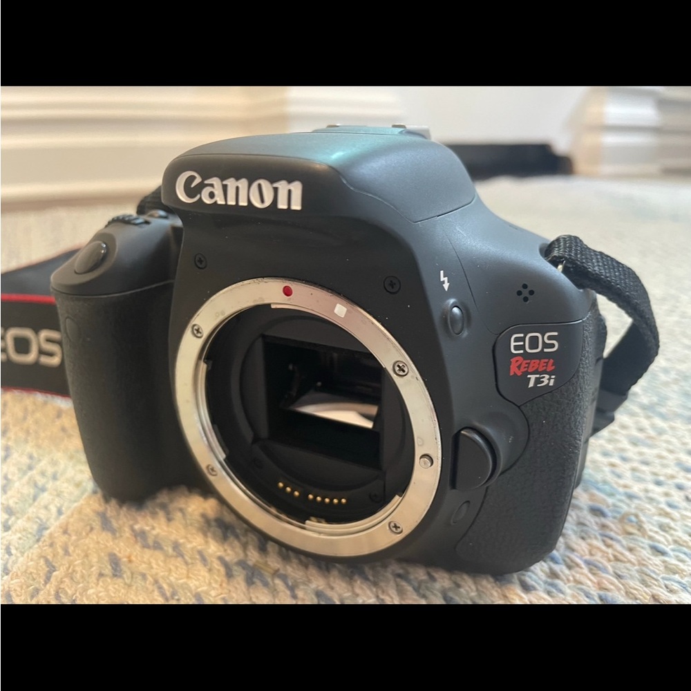 Canon EOS Rebel T3I DSLR Camera Body - barely used